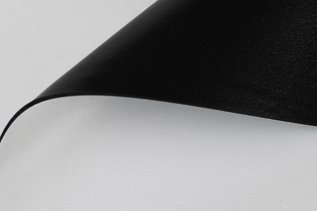 Floor Vinyl Blackback 800 FR, +/- 800 g/m2
For UV and Latex
88% PVC and 12% Polyester, Slip resistance class R11
3,20 x +/- 25 m